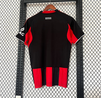 1º CAMISETA EINTRACHT FRANKFURT 25/26